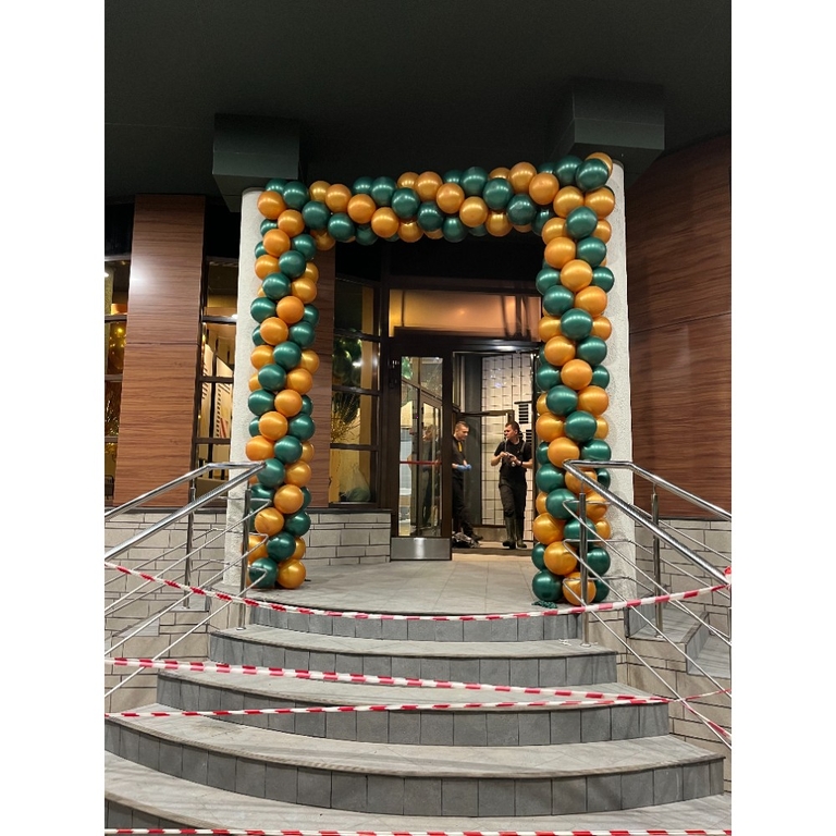 Арка из воздушных шаров цветов золотой-зеленый 1 м.