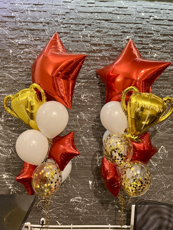 Фонтан из воздушных шаров "Победный"